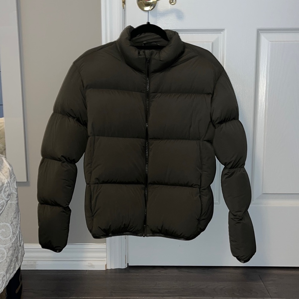 Aritzia Super Puff 💚